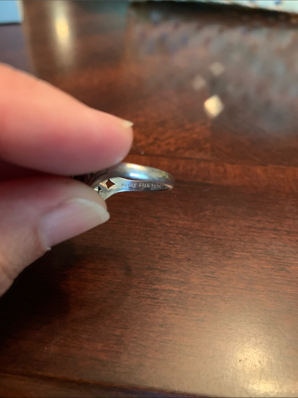 RETIRED James Avery Scrolled Hearts Ring Sterling Silver Blue Topaz EUC size 9 - Picture 3 of 4
